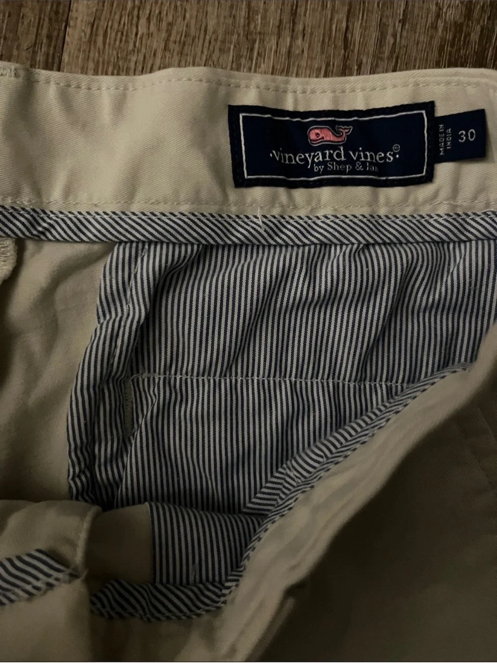 Vineyard Vines Cream men Chino Bermuda Shorts